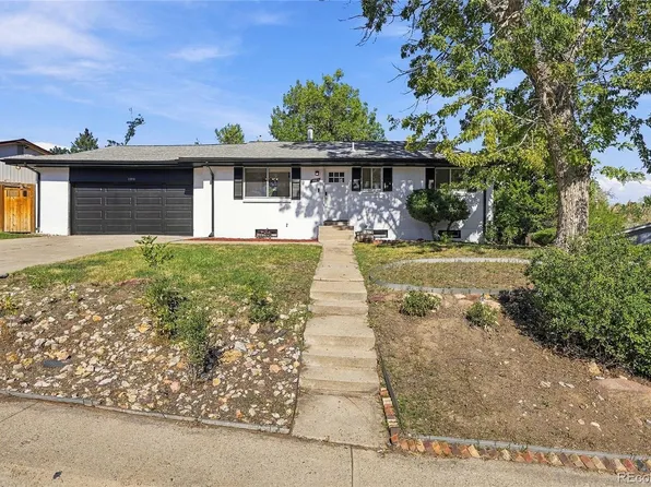 11213 W Briarwood Drive, Lakewood, CO 80226