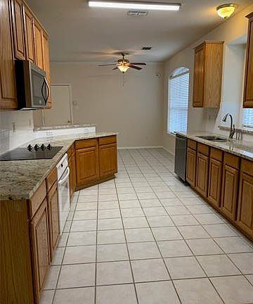 3rd image of 2608 Zoeller Dr