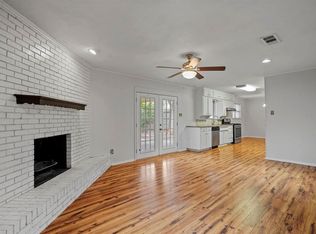 1218 Duane St, Benbrook, TX 76126