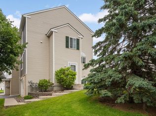 15524 Float Ln, Apple Valley, MN 55124