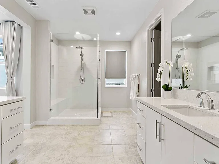 181 Pin Ln — Photo 17