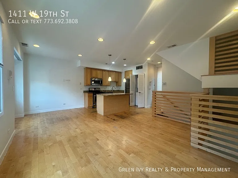 1411 W 19th St — Photo 2