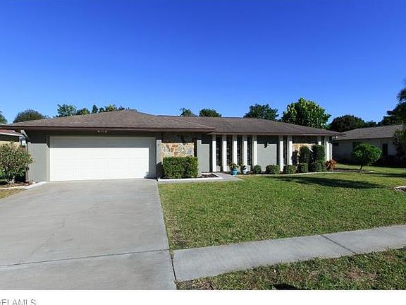 5th image of 3992 Villmoor Ln