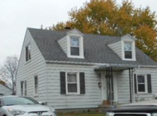 1021 N Burnett Rd, Springfield, OH 45503