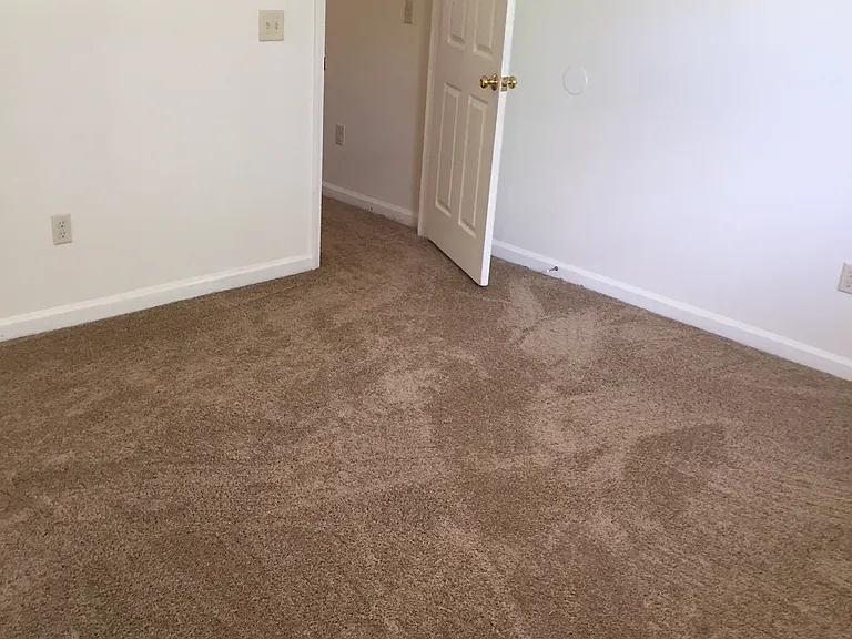 166 NE Jamey Ln — Photo 6