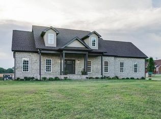 1001 Kamber Leigh Dr, Cedar Hill, TN 37032