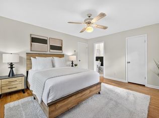 500 Royal Palm Dr, Virginia Beach, VA 23452