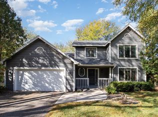 7540 Eileen St, Eden Prairie, MN 55346