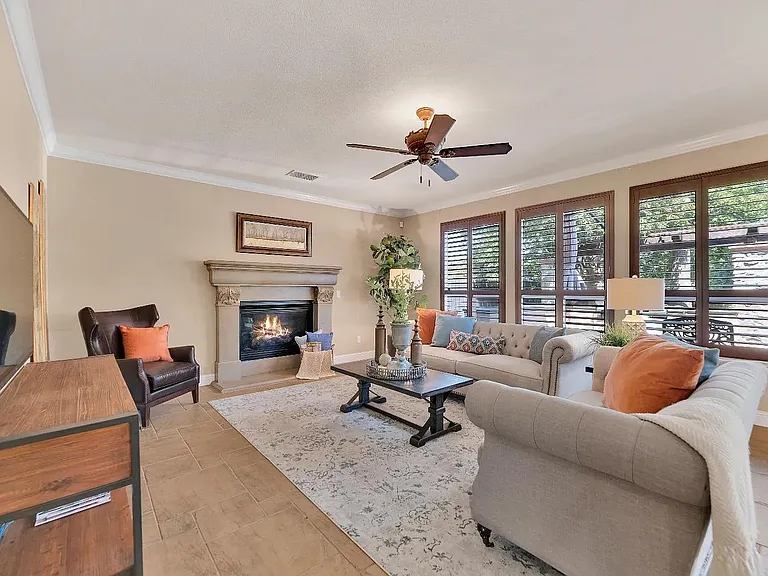 109 Palomares Ct — Photo 26