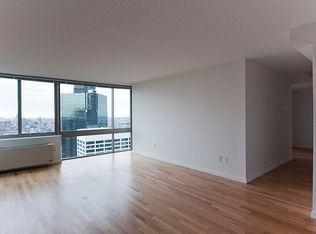 2 Gold St PH 11, New York, NY 10038