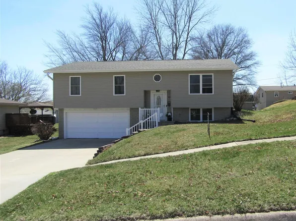 607 E 20th St, Atlantic, IA 50022