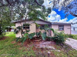 1982 Golden Glow Ln, Jacksonville, FL 32210