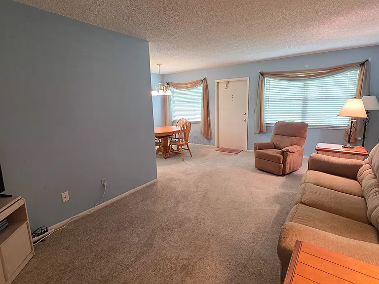 60 Woodland Dr #205 — Photo 3