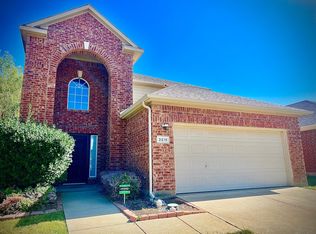 3216 Versante Dr, Bedford, TX 76021