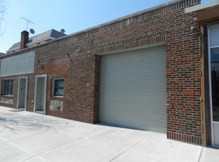 4219 192nd St, Flushing, NY 11358