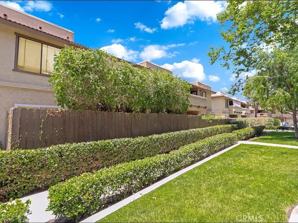 21312 Tupelo Ln, Lake Forest, CA 92630