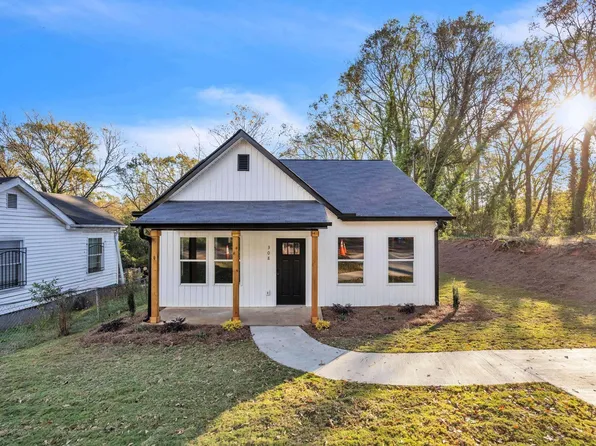 308 Appian Dr, Spartanburg, SC 29306