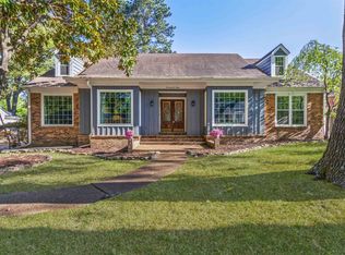 7630 Blackberry Farm Rd, Germantown, TN 38138