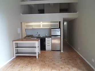 Sold by Manhattan Network Inc.