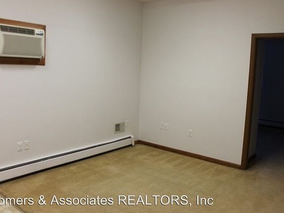 5th image of 2173 University Ave S APT 201