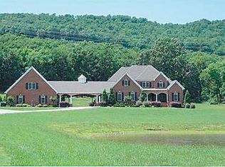 1327 Dug Hill Rd, Brownsboro, AL 35741