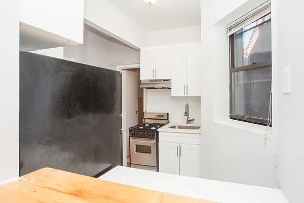 Rented by MNS | media 2