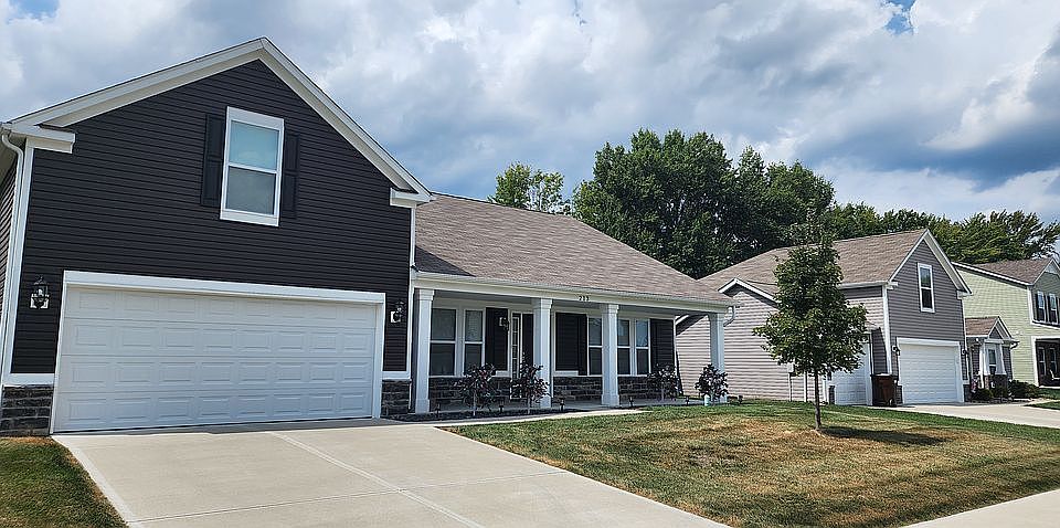 1st image of 213 Abby Ln