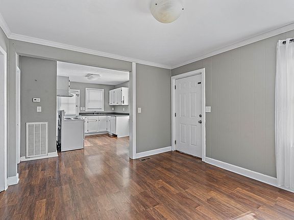 4th image of 508 W Bend Dr