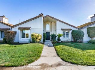 1940 Cougar Ln, Clovis, CA