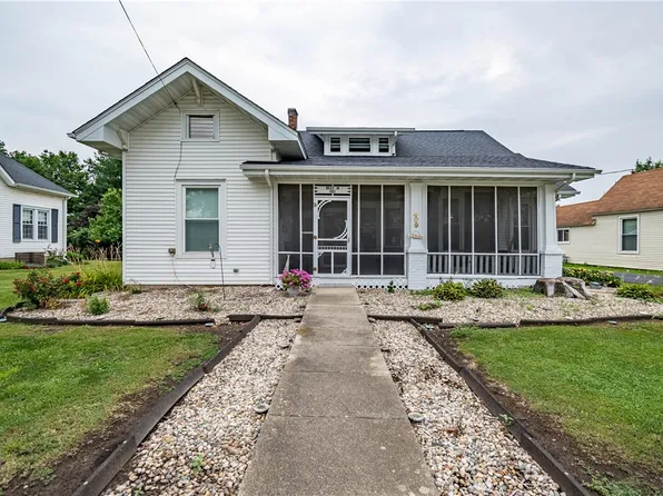 409 W North Water St, Bethany, IL 61914