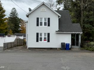 9 Nicholas Sq #9A, New Milford, CT 06776