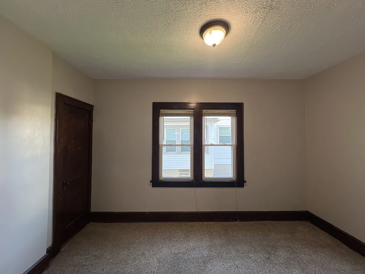 Building Photo - 1128 Irving Pl