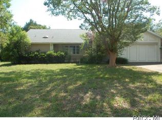 13 Morning Glory Ct, Homosassa, FL 34446