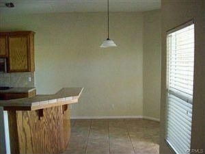 5th image of 18417 Poplar Ave