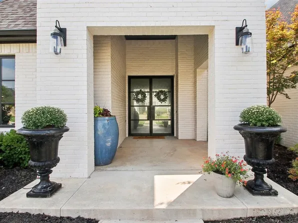 6317 Wentworth Dr, Edmond, OK 73025