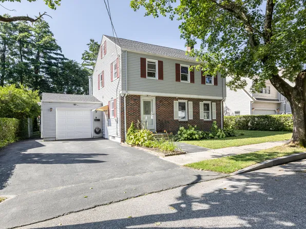15 Anson Road, Portland, ME 04102
