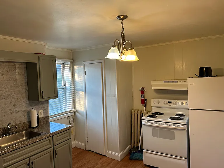 173 W Ridge St #3 — Photo 36