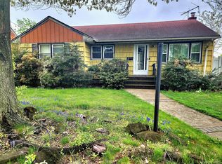 301 Pennsylvania Avenue, Roosevelt, NY 11575