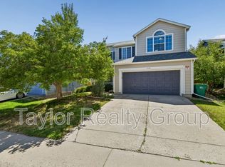 8728 Starwood Ln, Parker, CO 80134