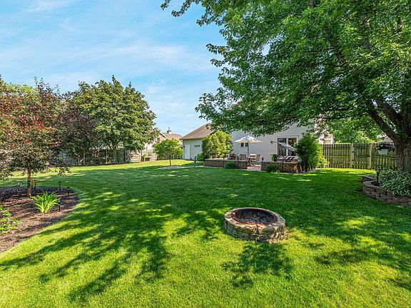 4th image of W2434 Snowberry Dr