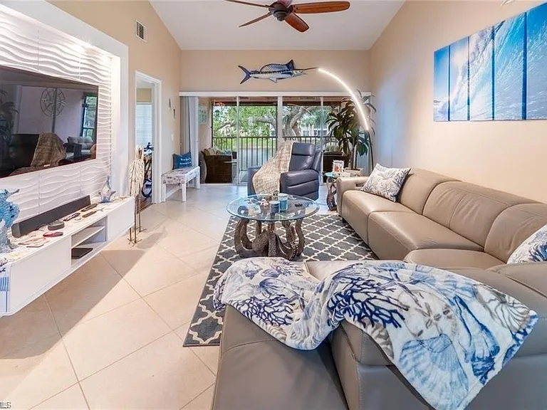 760 Wiggins Lake Dr #205 — Photo 7