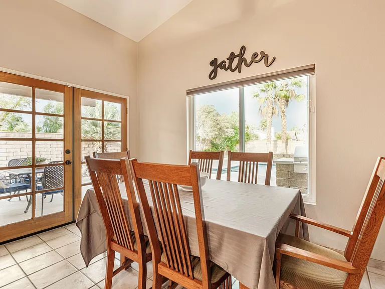 43260 Silktree Ln — Photo 4