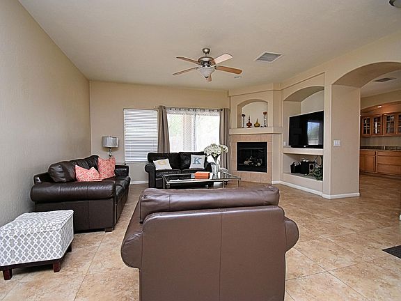 4th image of 2840 W McLellan Blvd