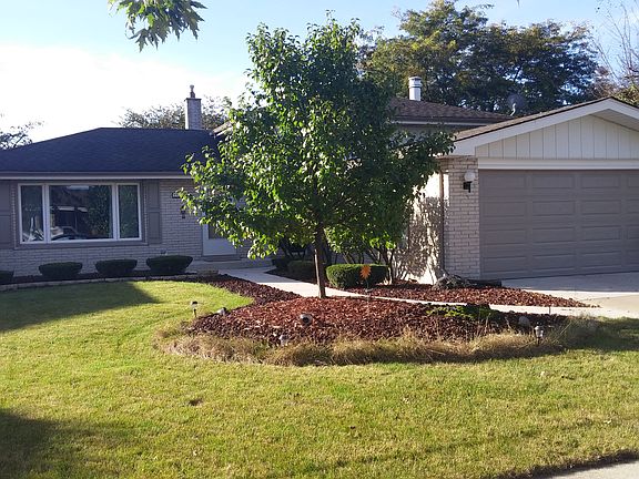 2nd image of 7737 Chestnut Dr