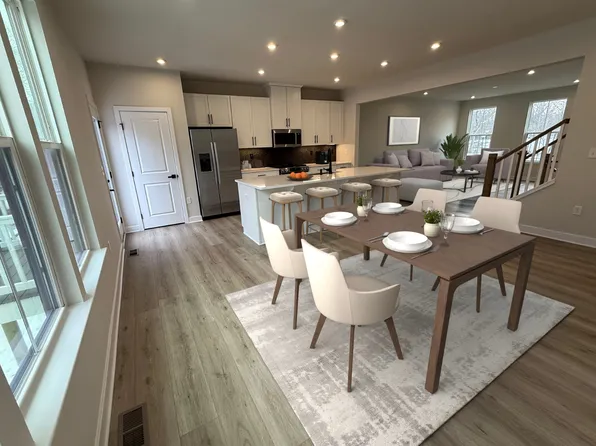 3 Lafayette Ln, Towaco, NJ 07082