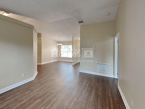 3rd image of 15341 Lafite Ln
