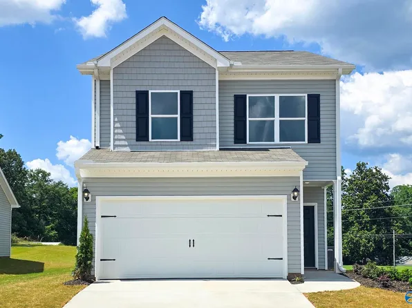 7306 Pine Run Ln, Owens Cross Roads, AL 35763