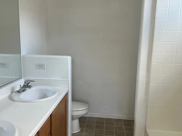 4963 Droubay Dr — Photo 10