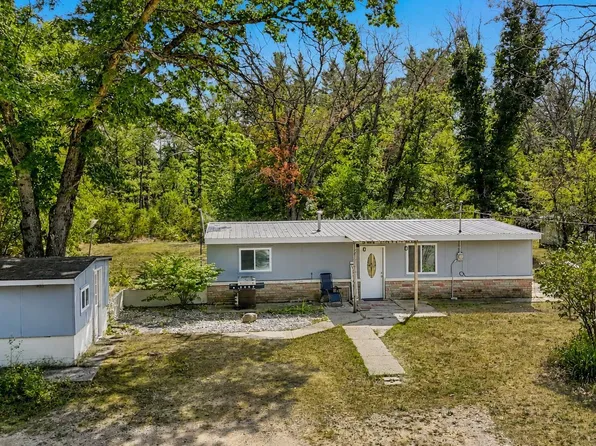 5447 W 76th St, Baldwin, MI 49304