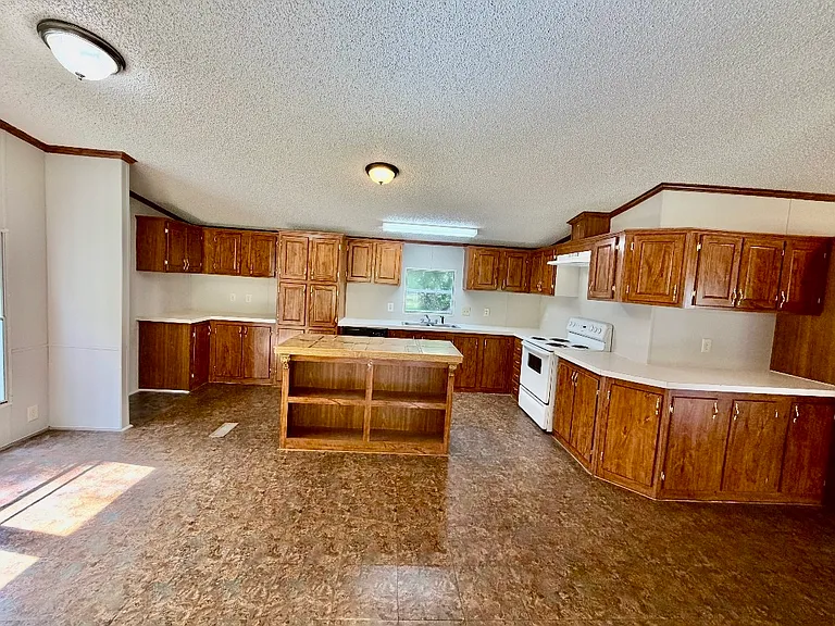 122 Fielding Ln — Photo 8